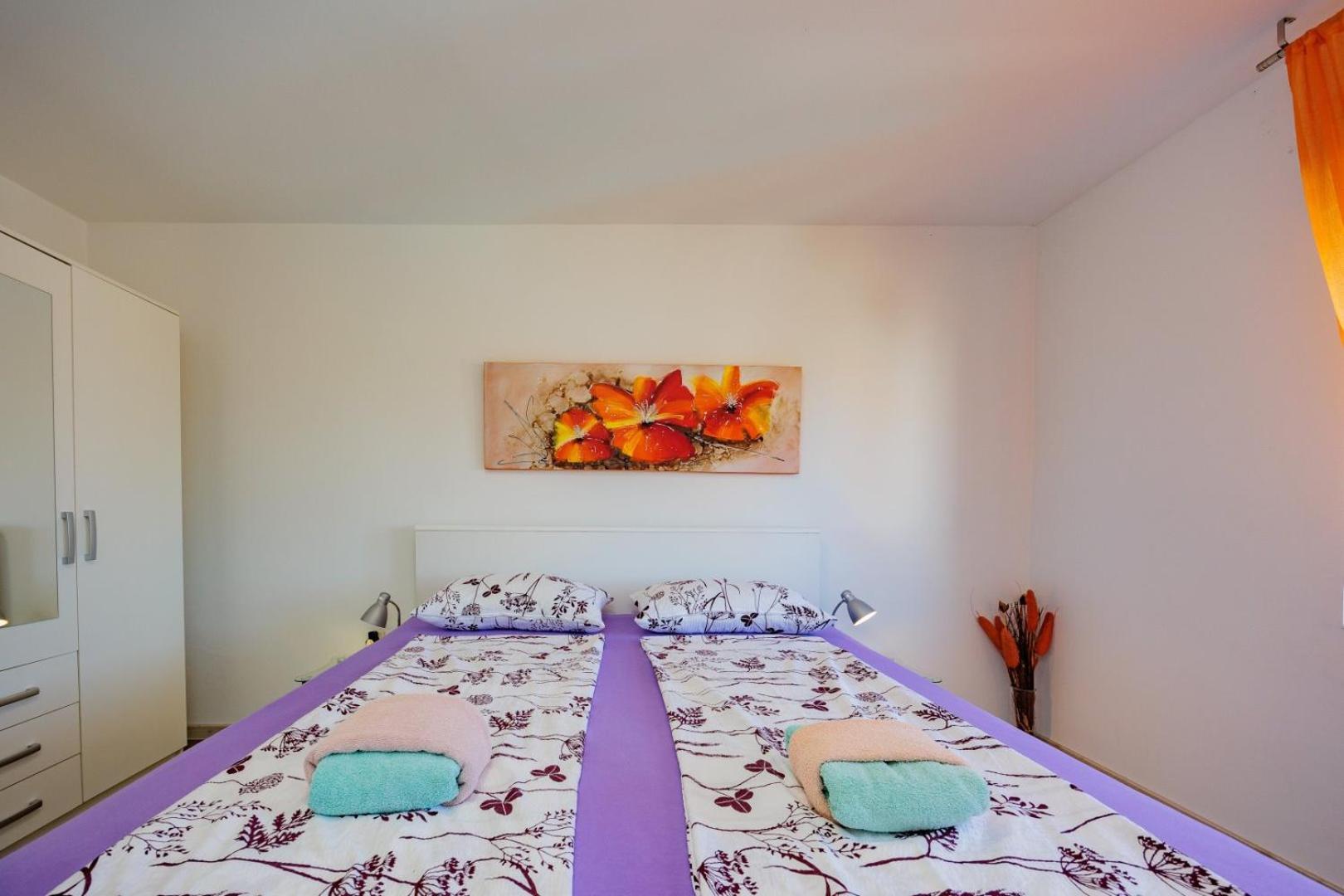 Crowonder Lucky Holiday House With Pool And Patio 30 Meters From The Beach 자다르 외부 사진
