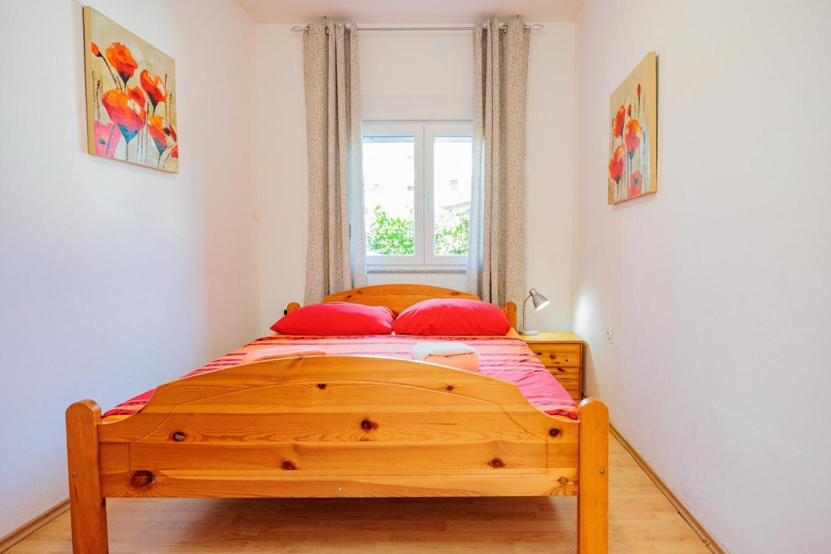 Crowonder Lucky Holiday House With Pool And Patio 30 Meters From The Beach 자다르 외부 사진
